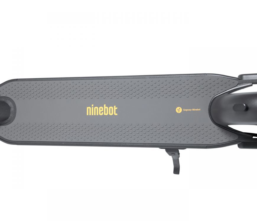Segway-Ninebot Max G30 electric kickscooter - foldable and portable - second 2nd generation model (G30P) - wide standing platform with grip on the deck